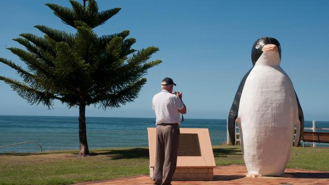 Larger-than-life penguin in the seaside town of Penguin, Tasmania, Australia Picture: Alamy