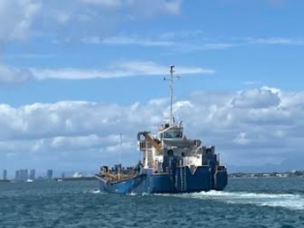 Coomera River dredging about to begin - Dredging Today