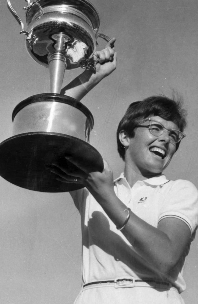 02/1969. Billie-Jean King holds the Australian Singles Championship cup which she won at Kooyong. Trophy.
