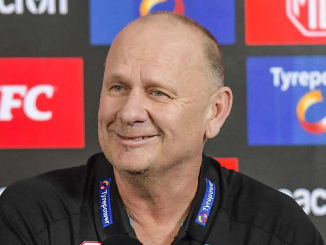 February 12 2025Ken Hinkley.Ken Hinkley has informed the club he will step aside at seasonÃs end and hand over to Josh Carr as senior coach in 2026Picture: RoyVPhotography