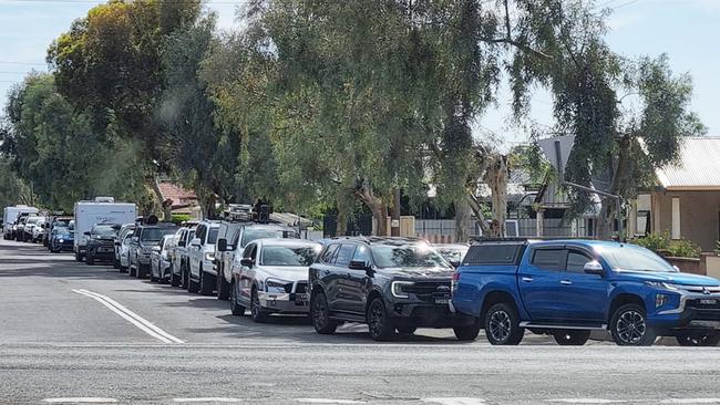 A long queue for the OTR in south Broken Hill on Tuesday. Picture: Facebook/Sue Johnstone