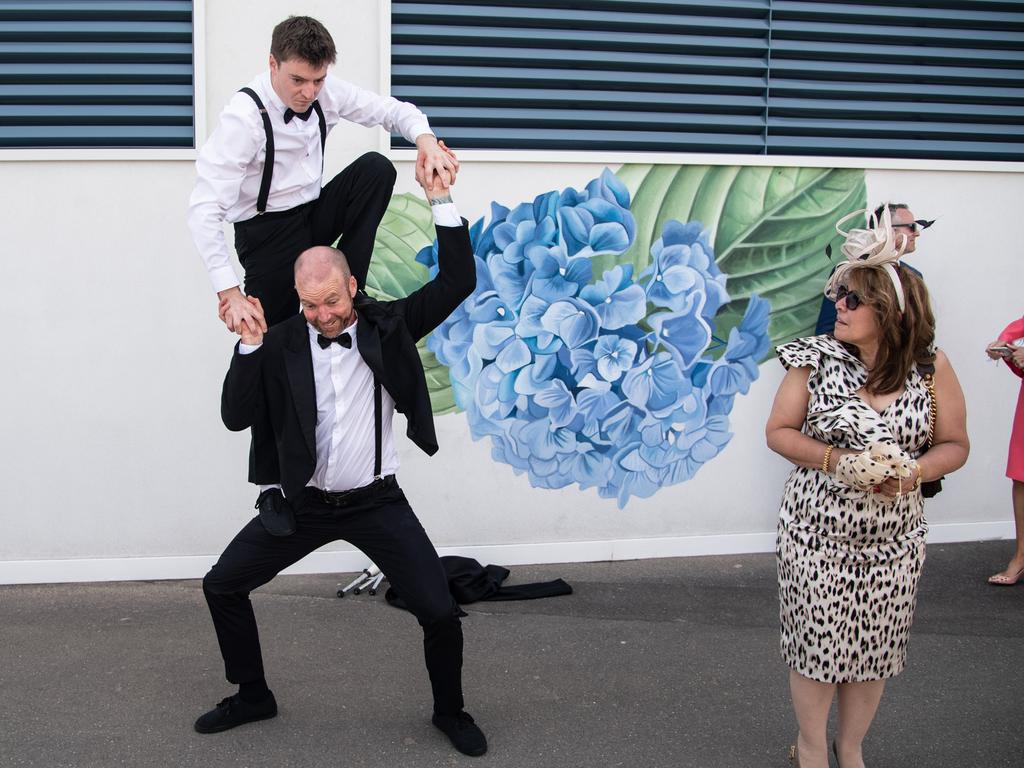 Melbourne Cup 2019 Best Drunk Photos Post Race Debauchery 