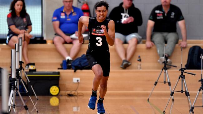 Trent Burgoyne – son of former Power star Peter Burgoyne and Hawthorn champion Shaun Burgoyne – doing a sprint test at the SA AFL draft combines at Prince Alfred College. Picture: AAP/Sam Wundke