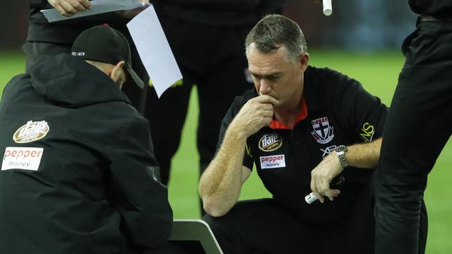 Mick Malthouse is ‘mystified’ that Alan Richardson is under pressure. Picture: AAP Image/David Crosling.