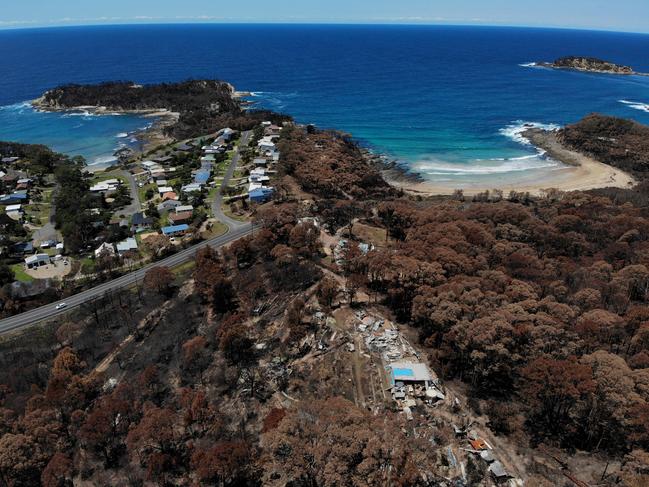 A property off George Bass Drive between Pretty Point and Mackenzies Beach was destroyed while homes along Illabunda Drive were left untouched. Picture: Toby Zerna