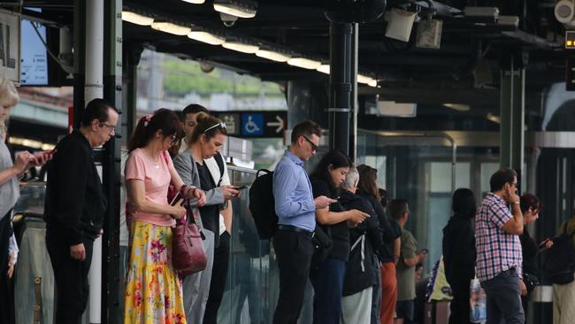 Commuters at Central Station on Wednesday morning. Picture: Newswire/ Gaye Gerard