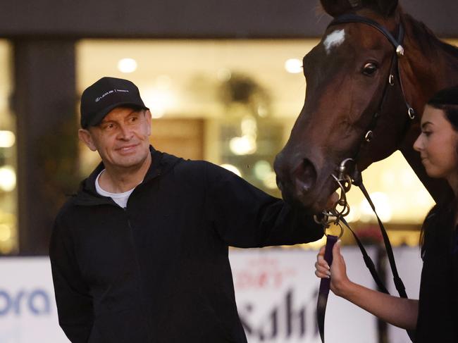 DAILY TELEGRAPH 20TH MARCH 2025Pictured is trainer Chris Waller with his horse Fan Girl ahead of this weekends running of 2025 Golden Slipper.Picture: Richard Dobson