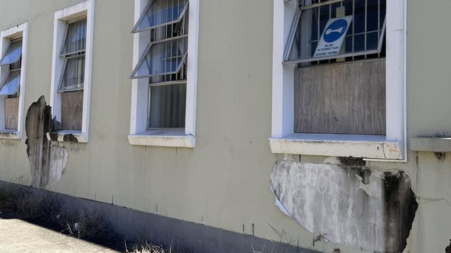 The owner of the Old Commonwealth Bank at 63 Victoria St in Mackay has been charged over allegedly failing to carry out repairs as ordered. Picture: Heidi Petith, June 13, 2024.