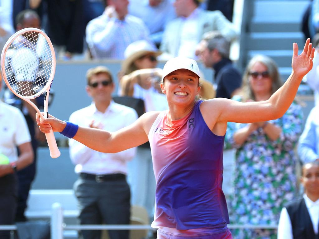 Swiatek celebrates after defeating Coco Gauff in the semi-finals. Picture: Emmanuel Dunand / AFP