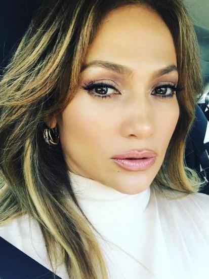 Jennifer Lopez is a big fan of the porn pout.