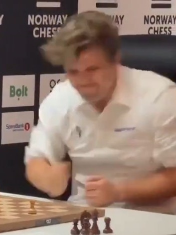 Carlsen was fuming. Photo: X