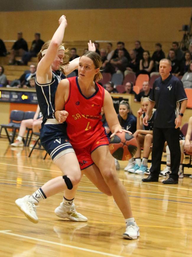 SA Metro under-18 co-captain Tayla Brazel in action during the national championships gold medal match. Picture: Supplied, Sports In Focus