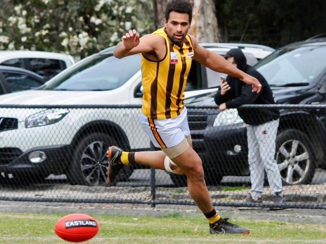 James Gwilt hunts the ball for Rowville. Picture: Gavin Morris