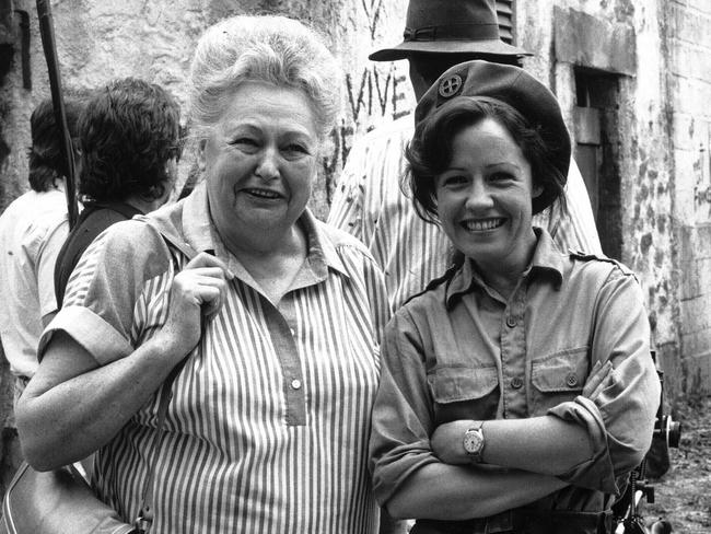 1987. Actress Noni Hazlehurst (right) meeting WW11 heroine Nancy Wake on the set of mini-series 'Nancy Wake'.