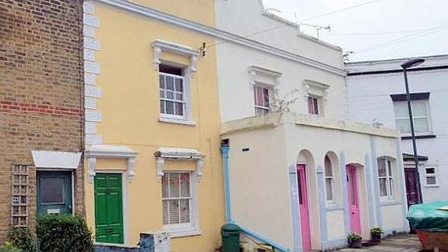 The garden of the Teddington house (middle) where the previous owners were laid to rest. Photograph: Rightmove