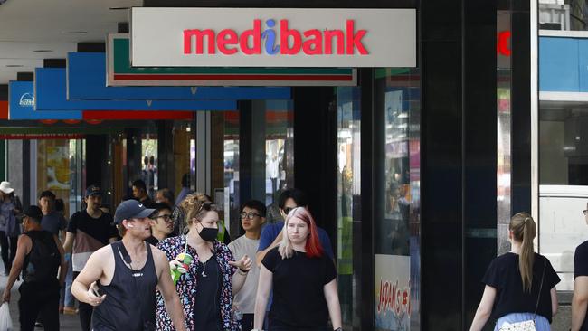 Medibank’s retail stores, website, app and customer call centres will be unavailable over the weekend. Customers also won’t be able to do on the spot claiming for any health services amid the shutdown. Picture: NCA NewsWire / Tertius Pickard