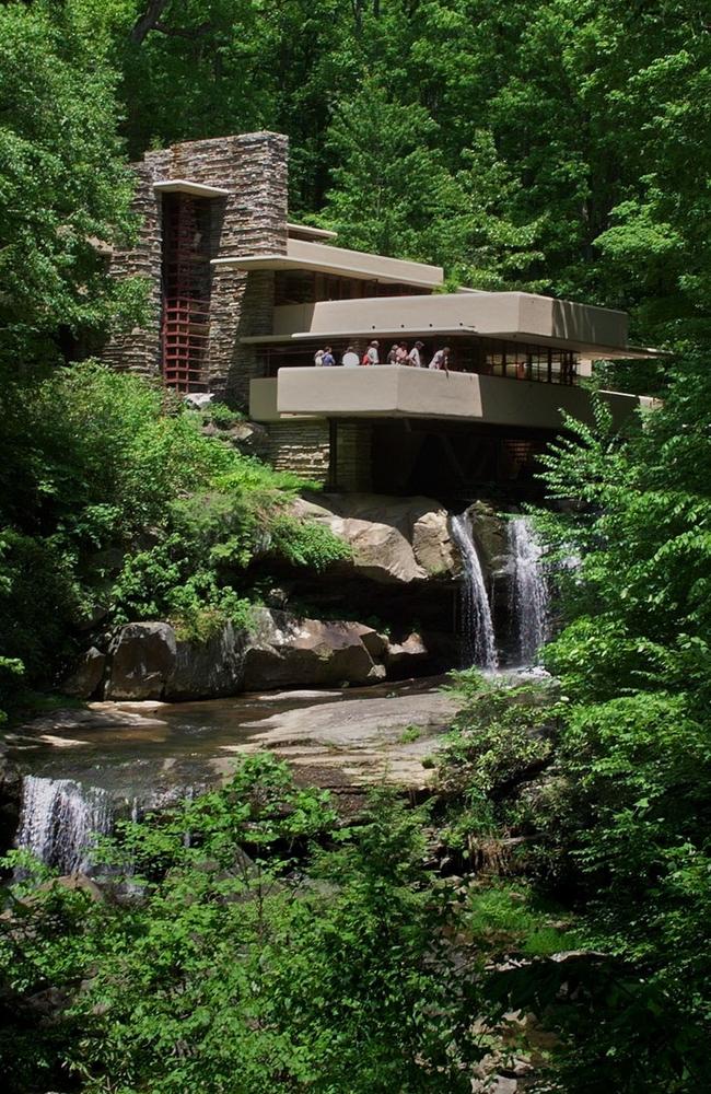 Frank Lloyd Wright crucial in the development of an American ...