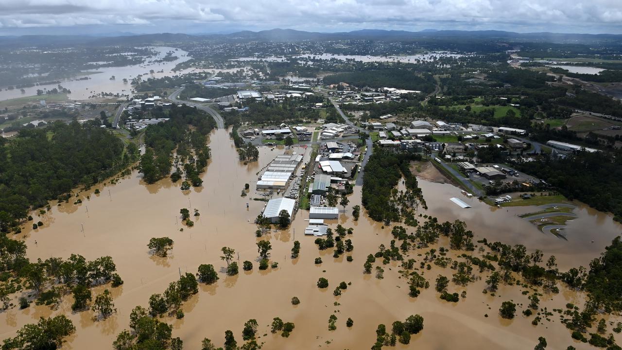 Floodwaters surround the town of Gympie on February 27, 2022. Photo: Bradley Kanaris/Getty Images