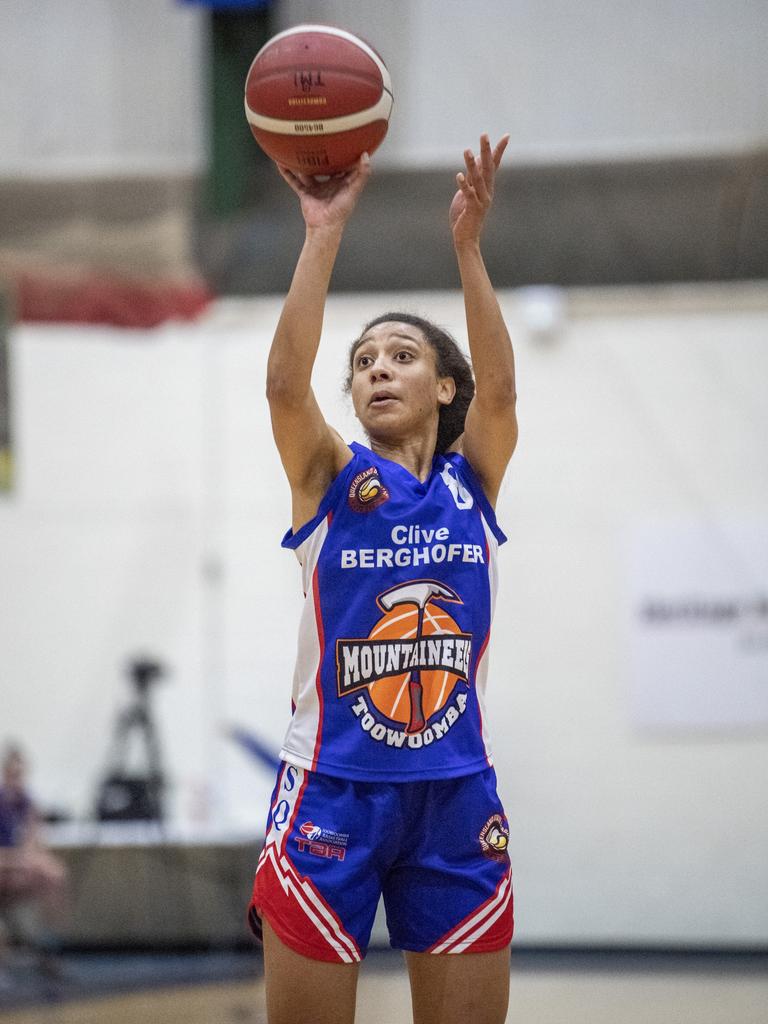 Jorga Bolton, Mountaineers. QSL basketball, Mountaineers vs Gold Coast Rollers. Friday, June 18, 2021. Picture: Nev Madsen.