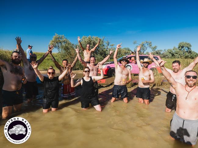 Day 6: Barcaldine to Hughenden — Almost at the finish line. Photo: BOX RALLIES