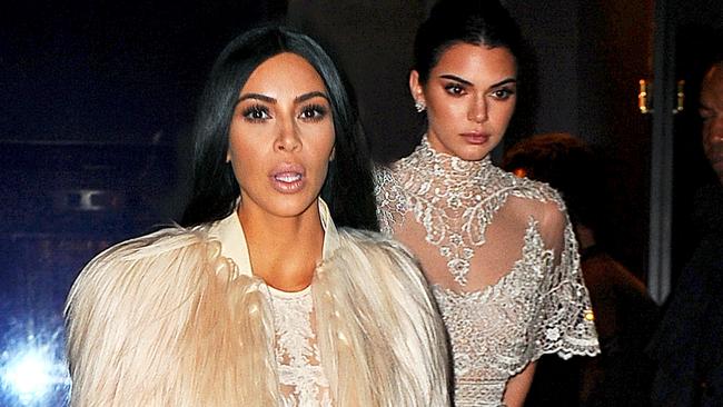 Kim Kardashian and Kendall Jenner look stunning in beautiful gowns as they head out for filming for their cameo in 'Oceans 8' in New York, New York. Pictured: Kim Kardashian and Kendall Jenner Ref: SPL1423460 160117 Picture by: Jawad Elatab / Splash News Splash News and Pictures Los Angeles: 310-821-2666 New York: 212-619-2666 London: 870-934-2666 photodesk@splashnews.com