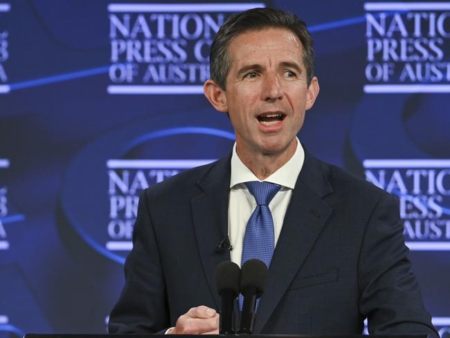 CANBERRA, AUSTRALIA - NewsWire Photos - November 13, 2024:  Opposition foreign affairs spokesman Simon Birmingham addresses the National Press Club of Australia in Canberra. Picture: NewsWire / Martin Ollman