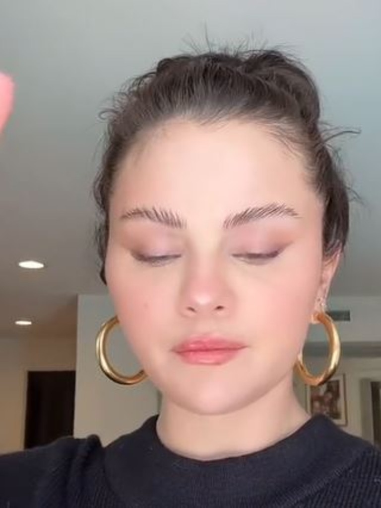 Selena Gomez shared her eyebrow fail. Source: TikTok