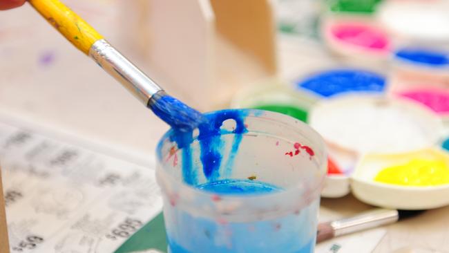 Bunnings DIY Workshop during school holidays Photo Luka Kauzlaric / The Observer