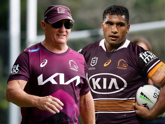 (L-R) Kevin Walters and Tevita Pangai Jr.