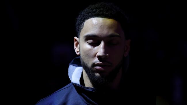 SACRAMENTO, CALIFORNIA - NOVEMBER 15: Ben Simmons #10 of the Brooklyn Nets stands for the national anthem before their game against the Sacramento Kings at Golden 1 Center on November 15, 2022 in Sacramento, California. NOTE TO USER: User expressly acknowledges and agrees that, by downloading and or using this photograph, User is consenting to the terms and conditions of the Getty Images License Agreement.   Ezra Shaw/Getty Images/AFP