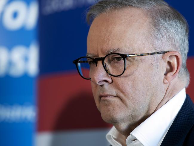 SYDNEY, AUSTRALIA - NewsWirePhotos - Sunday, 19 May 2024:The Prime Minister, Anthony Albanese pictured at Gosford Hospital today with the Member for Dobell, Emma McBride, and the Member for Robertson, Dr Gordon Reid. Picture:NewsWire / Monique Harmer