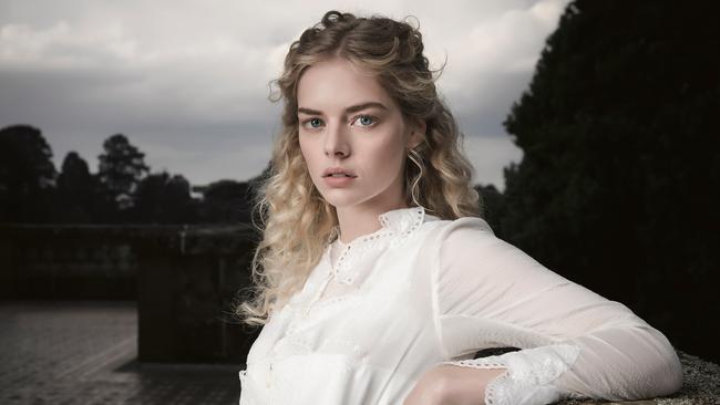 Samara Weaving: “There’s this darker underbelly of all these horrific stories coming out about the abuse of power towards women. But I think the silver lining is how we’ve all come together.” (Pic: Ben King/Foxtel)