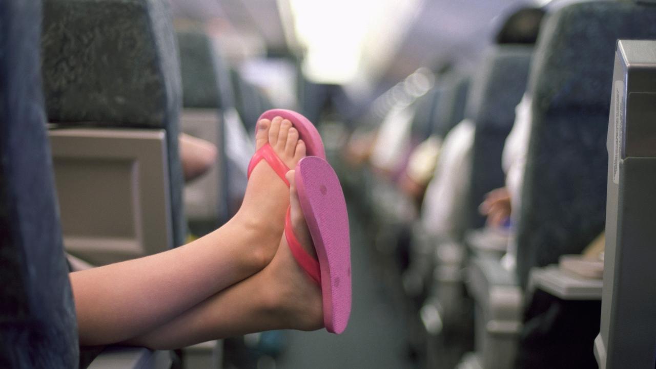 the-dirtiest-places-on-a-plane-and-how-not-to-get-sick-on-a-flight-escape