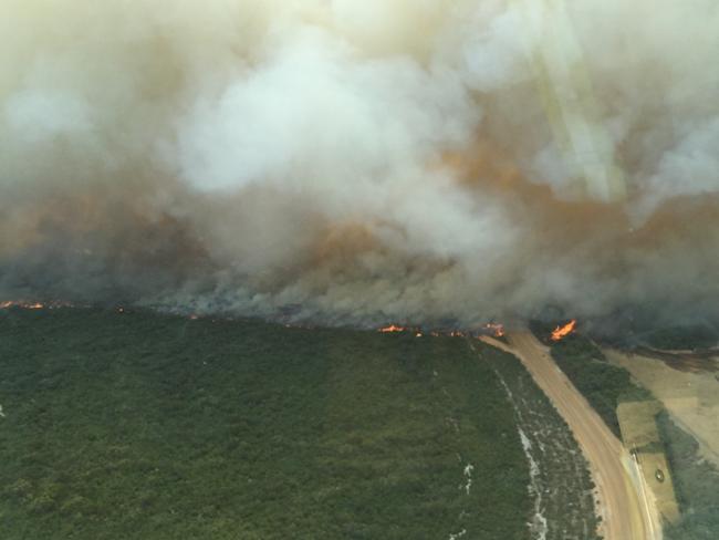 An aerial photo of the Ravine fire on Kangaroo Island, taken on December 30. Picture: CFS