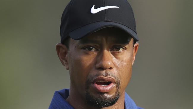 Tiger Woods has slipped out of the world’s top 1000 for the first time in his career.