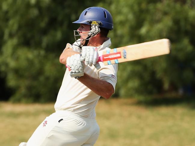 Neil “Hurry Master’’ Schlittler on the attack for Prahran.