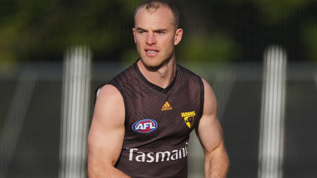 Tom Mitchell is an elite KFC SueprCoach midfielder.