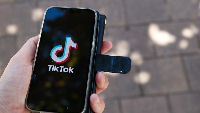 More real estate agents are creating professional TikTok accounts to reach potential home buyers and sellers. Picture: NCA NewsWire / Tim Pascoe