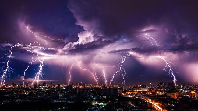 What It Feels Like To Be Struck By Lightning Daily Telegraph 