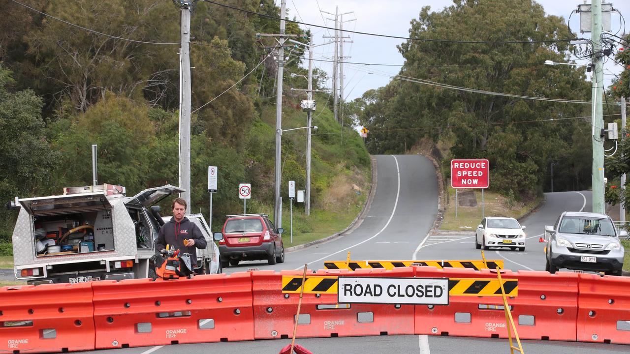 The hard border and long Queues return to the Qld NSW border on the Gold Coast. Road Closure on Miles St Coolangatta. Picture: Glenn Hampson.