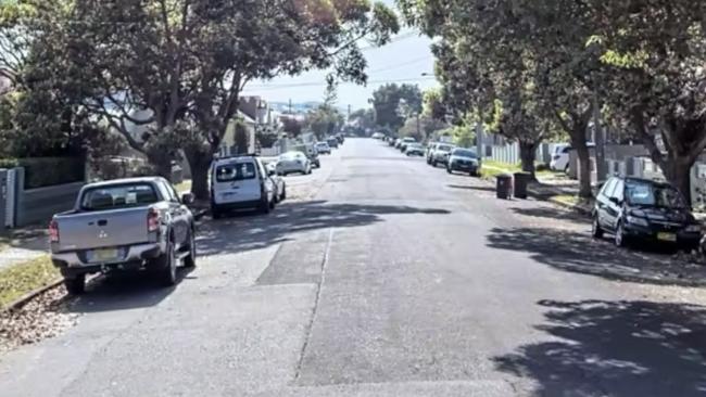 Thieves stole three cars from the one house during an overnight aggravated break and enter on Pulver St, Hamilton South on January 24. Picture: Google Maps.