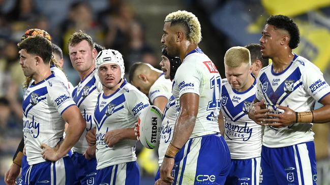 Finals frauds? Bulldogs blown away again as Cowboys secure home final