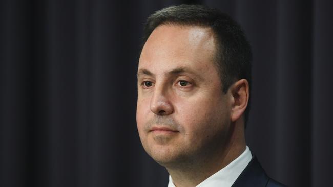 Yeahhhhhhh, Steven Ciobo probably didn’t have to deal with that. (AAP Image/Lukas Coch)