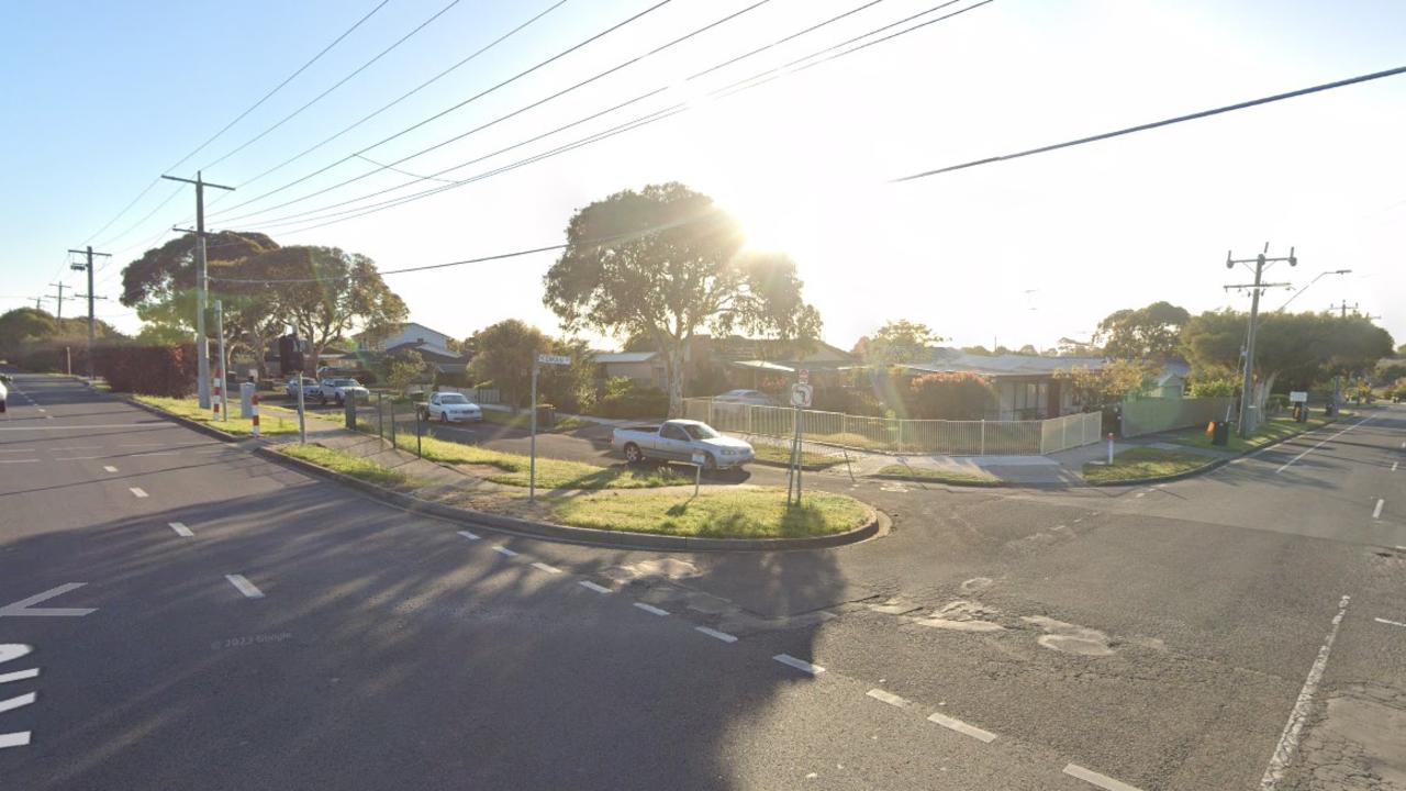 The High St service road near Kidman Ave.