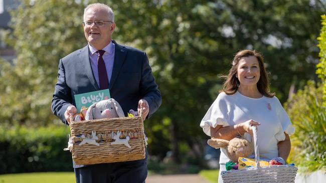 Scott Morrison kicked off week two of the campagin with a visit to Westmead Childrens Hospital in the electorate of Parramatta with his wife Jenny Morrison. Picture: Jason Edwards