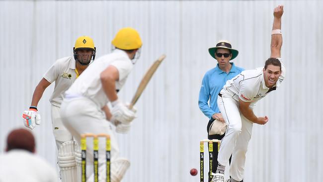 Ipswich bowler Adam Smith Ipswich Vs Wests Saturday December 3, 2022. Picture, John Gass