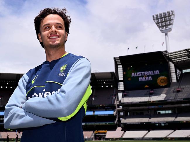 TOPSHOT - Australian cricketer Sam Konstas poses for the media at the Melbourne Cricket Ground (MCG) in Melbourne on December 23, 2024, ahead of the fourth cricket Test match between Australia and India starting December 26. (Photo by William WEST / AFP) / -- IMAGE RESTRICTED TO EDITORIAL USE - STRICTLY NO COMMERCIAL USE --