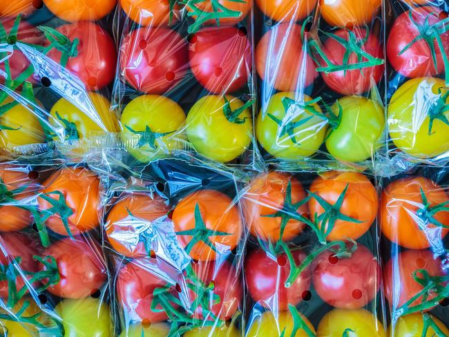 Supermarkets say they are reducing their packaging, but many consumers still opt for fruit and vegetables wrapped in plastic.