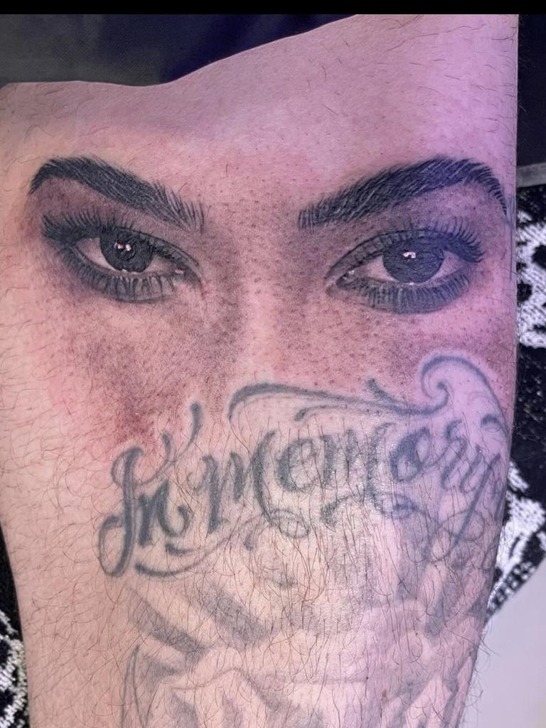 The tattoo featured a detailed recreation of her eyes.