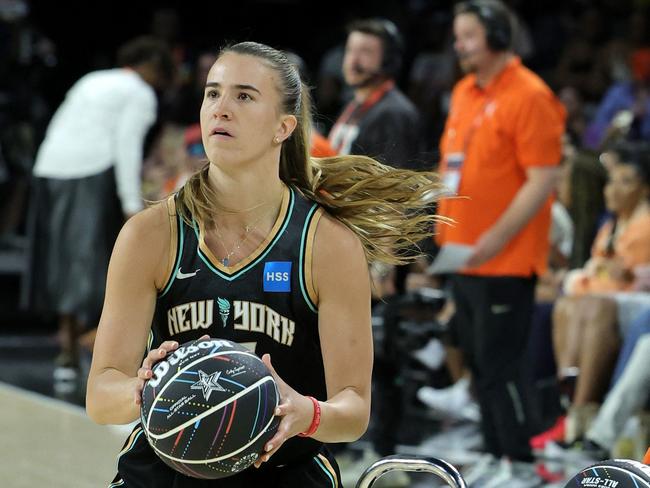 LAS VEGAS, NEVADA - JULY 14: Sabrina Ionescu #20 of the New York Liberty competes in the first round of the WNBA 3-Point Contest during WNBA All-Star Friday ahead of the 2023 WNBA All-Star Game at Michelob ULTRA Arena on July 14, 2023 in Las Vegas, Nevada. NOTE TO USER: User expressly acknowledges and agrees that, by downloading and or using this photograph, User is consenting to the terms and conditions of the Getty Images License Agreement.   Ethan Miller/Getty Images/AFP (Photo by Ethan Miller / GETTY IMAGES NORTH AMERICA / Getty Images via AFP)